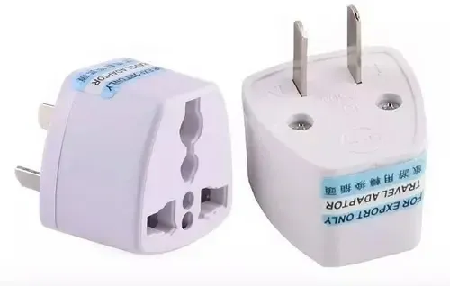 Adaptador Universal De Corriente Europeo a Americano